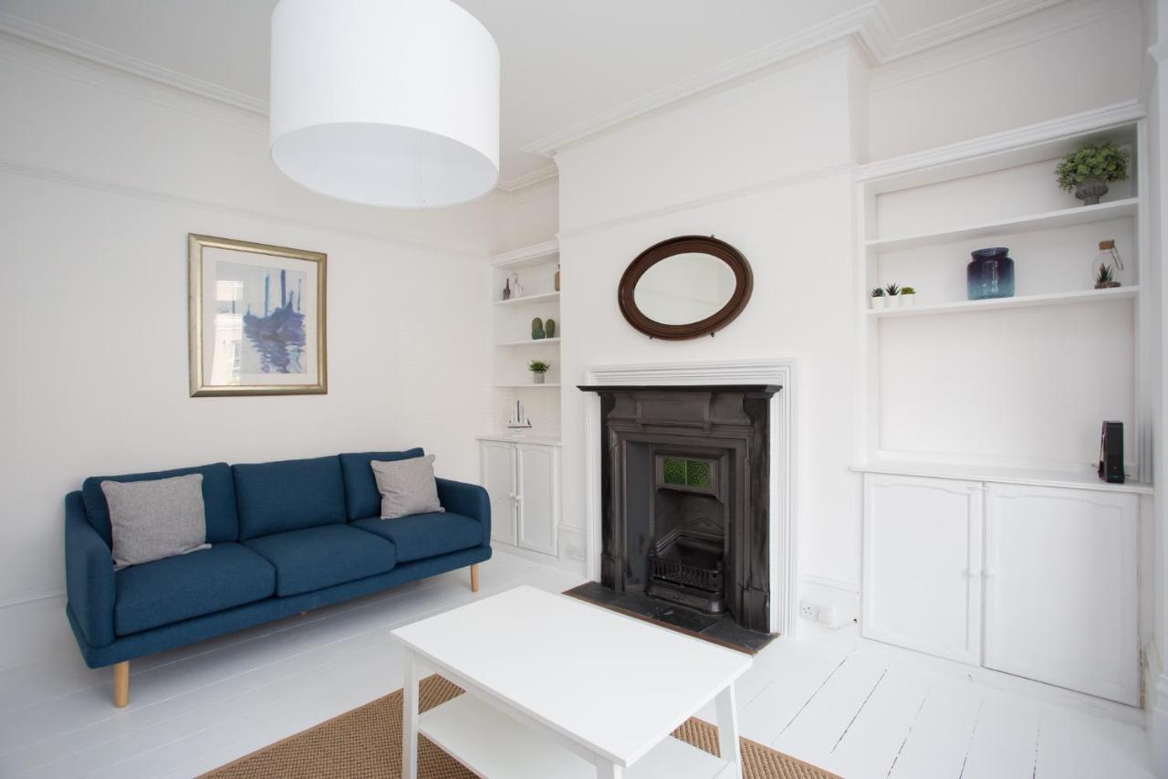 Elegant York House - On A Beach Road, Sleeps 12, With Sea Views Worthing Dış mekan fotoğraf