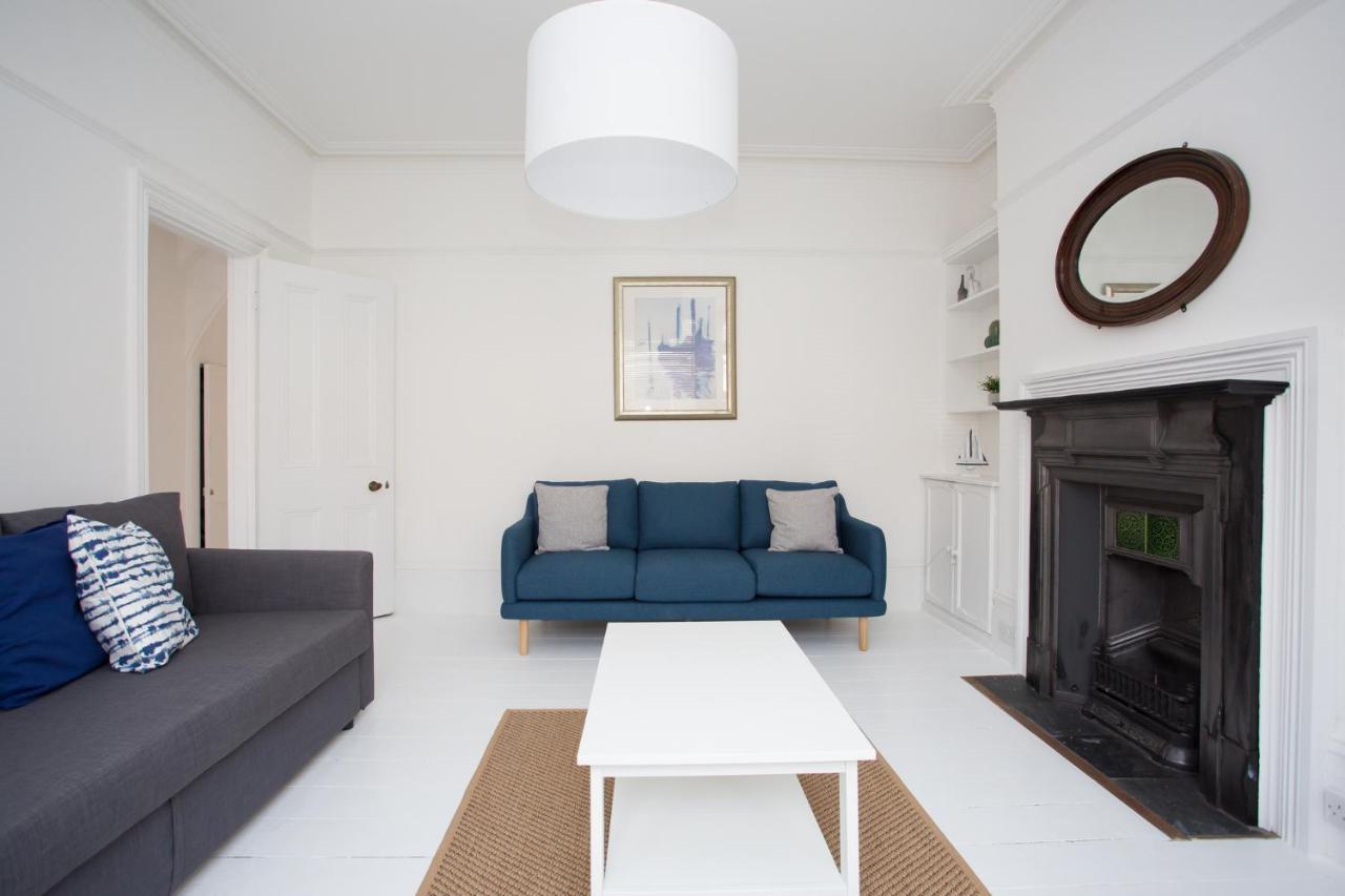 Elegant York House - On A Beach Road, Sleeps 12, With Sea Views Worthing Dış mekan fotoğraf